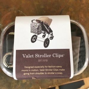NIB Petunia pickle bottom stroller clips